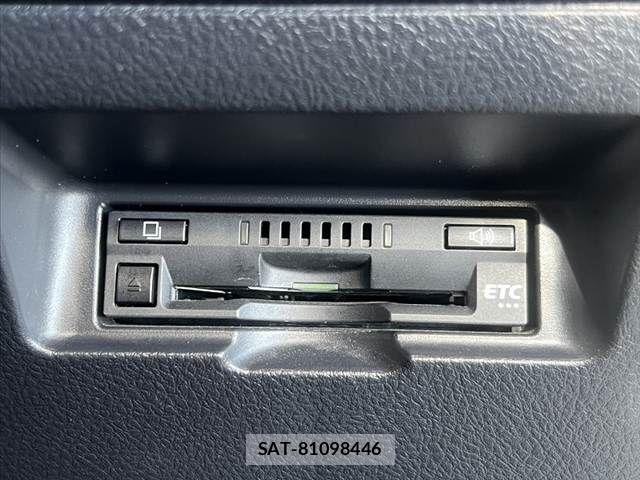 Toyota VITZ 2016-11 8210866-22