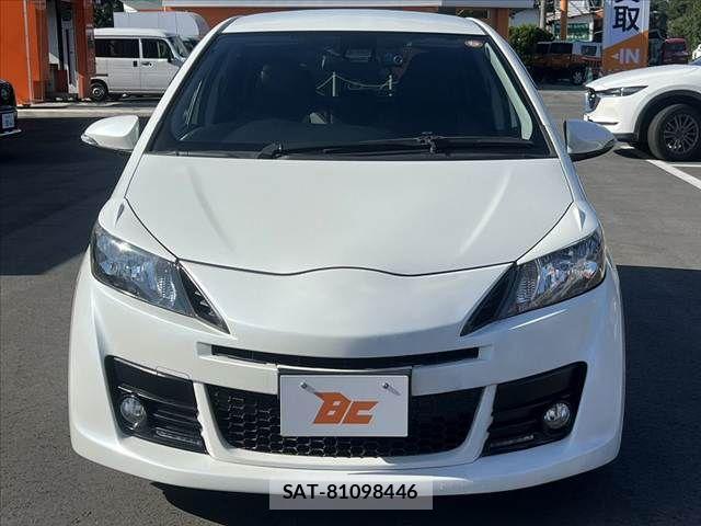 Toyota VITZ 2016-11 8210866-8