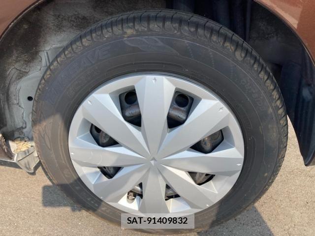 Toyota VITZ 2013-09 8210877-20
