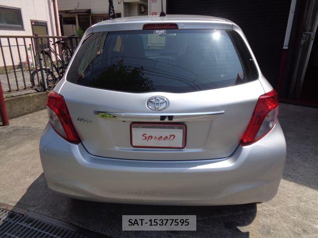 Toyota VITZ 2012-02 8210871-11