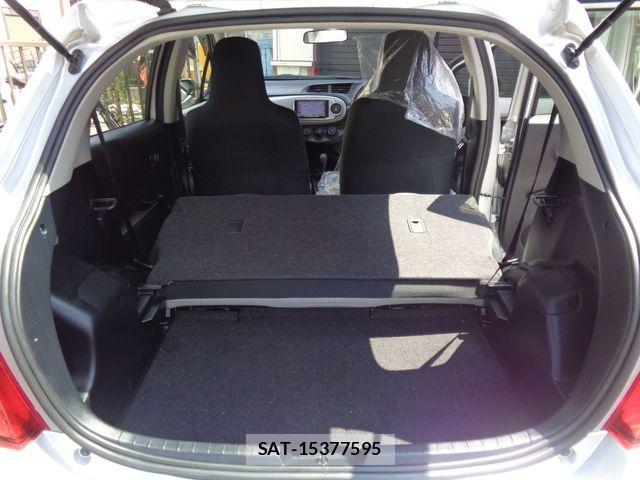 Toyota VITZ 2012-02 8210871-13