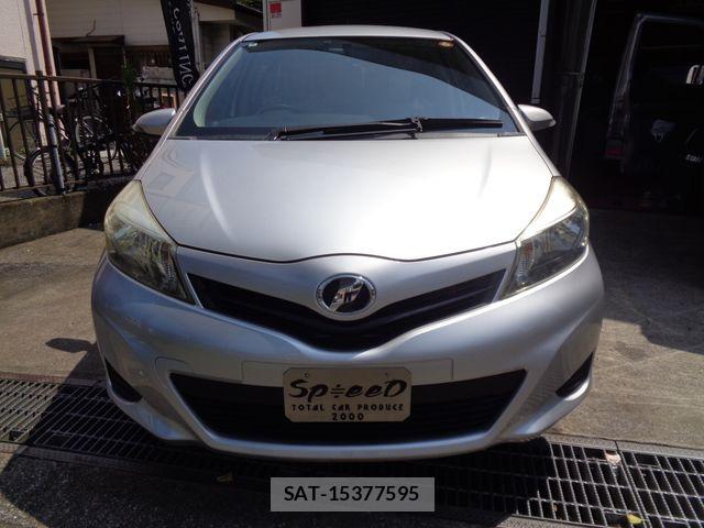 Toyota VITZ 2012-02 8210871-1