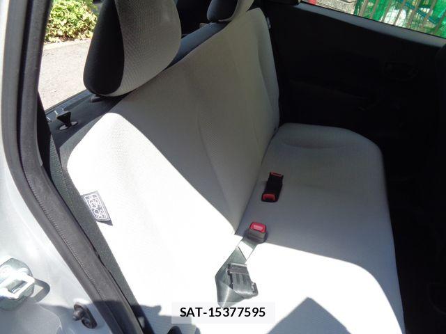 Toyota VITZ 2012-02 8210871-26