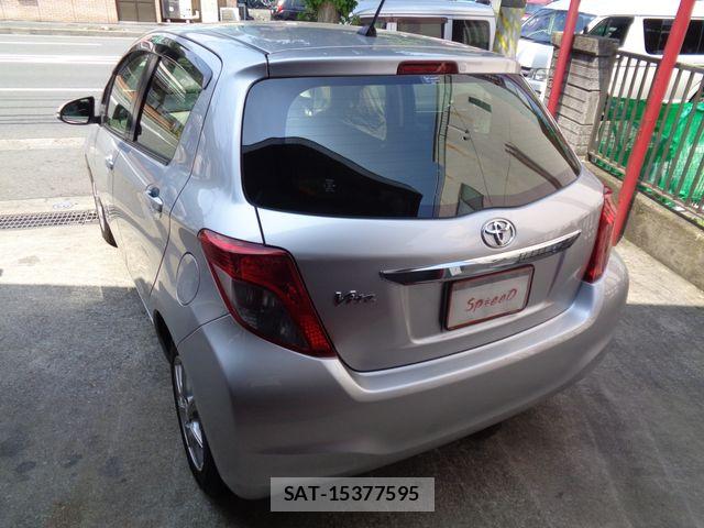 Toyota VITZ 2012-02 8210871-3