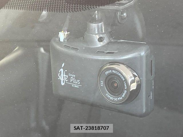 Toyota VITZ 2019-09 8210865-6