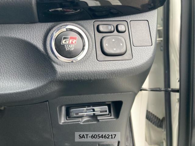 Toyota VITZ 2019-05 8232278-19