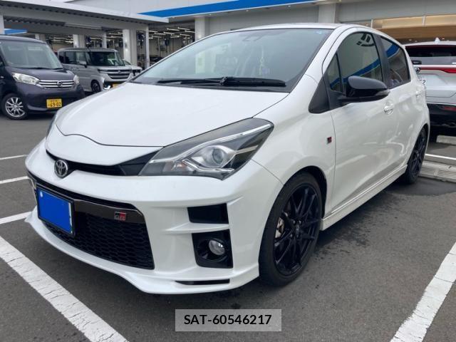 Toyota VITZ 2019-05 8232278-2