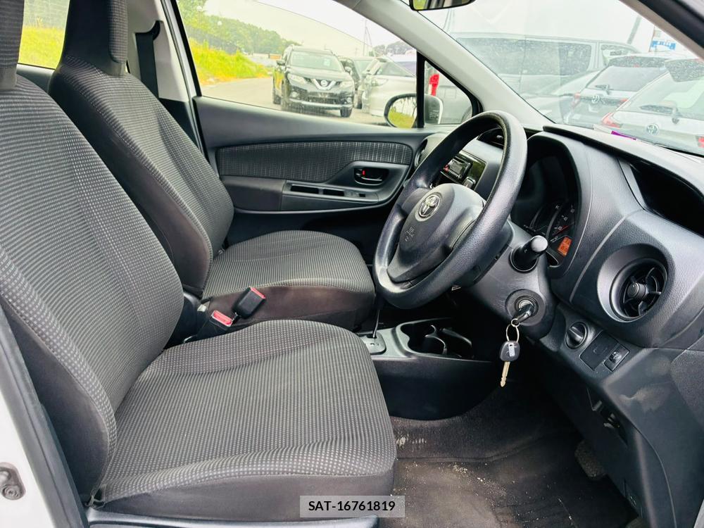 Toyota VITZ 2019-07 8144169-11
