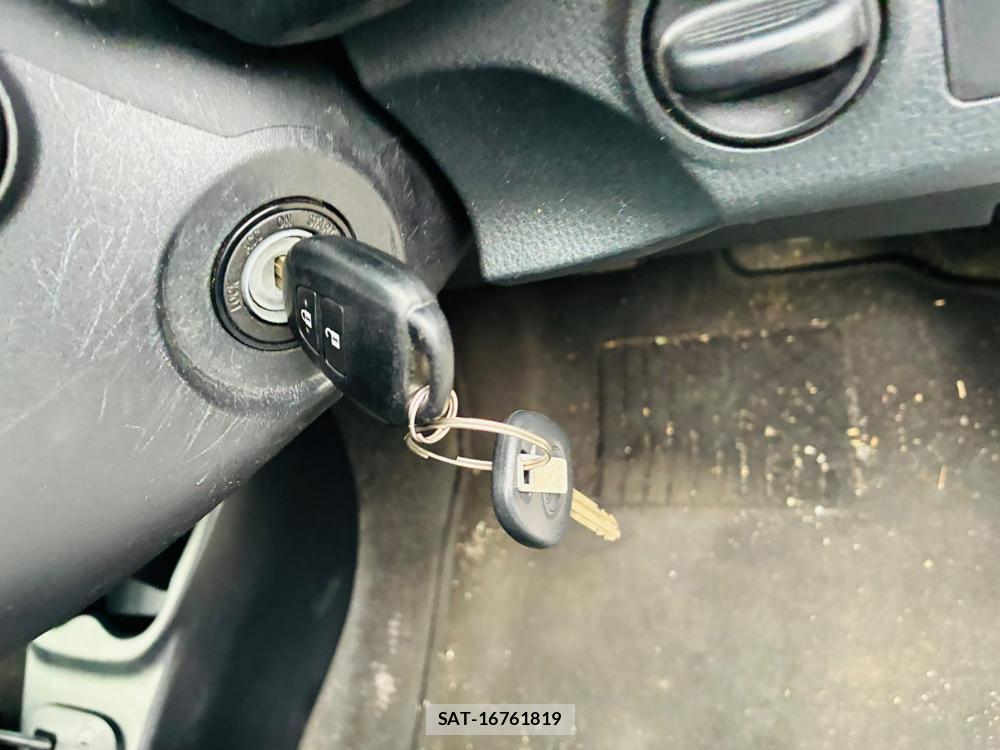 Toyota VITZ 2019-07 8144169-16
