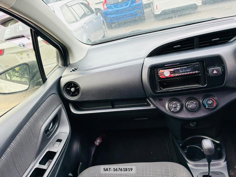 Toyota VITZ 2019-07 8144169-17
