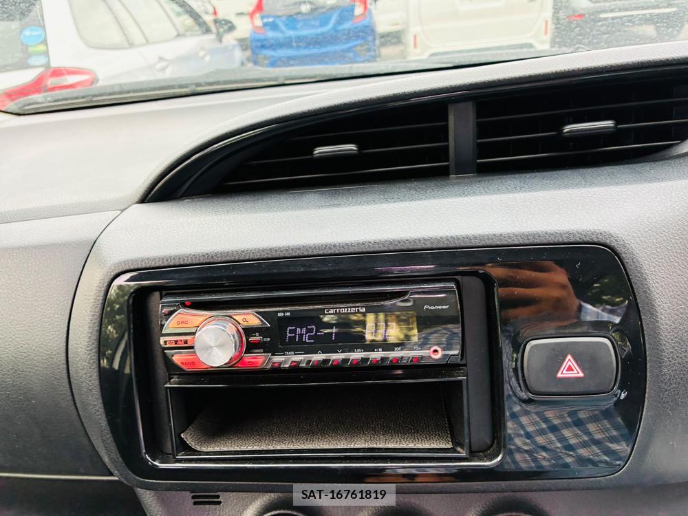 Toyota VITZ 2019-07 8144169-18