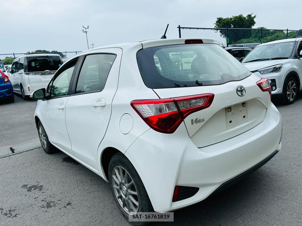 Toyota VITZ 2019-07 8144169-2