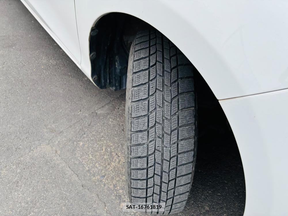 Toyota VITZ 2019-07 8144169-32