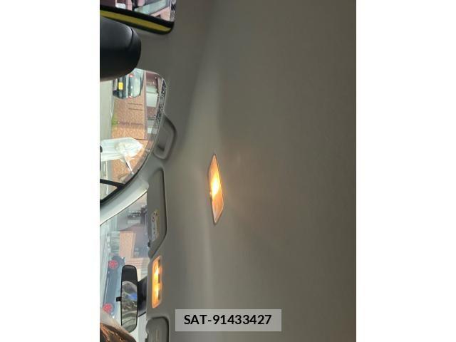 Toyota VITZ 2017-11 8232279-9