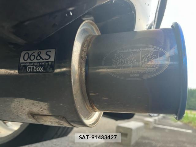 Toyota VITZ 2017-11 8232279-13