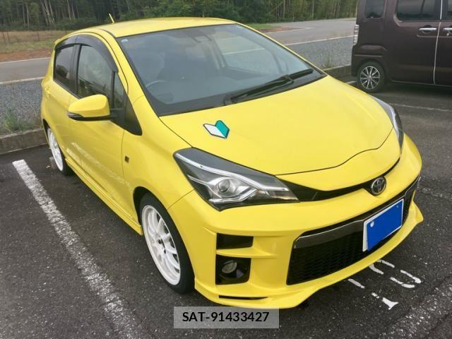 Toyota VITZ 2017-11 8232279-2