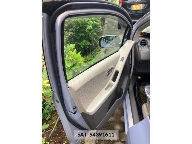 Toyota VITZ 2009-01 8232288-17