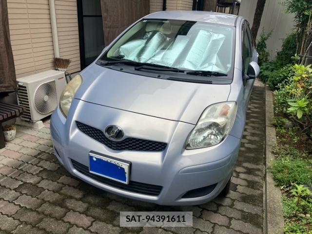 Toyota VITZ 2009-01 8232288-1