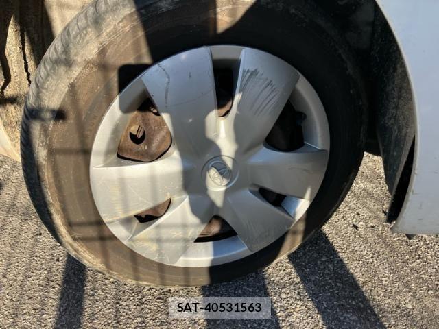 Toyota VITZ 2008-04 8232286-3