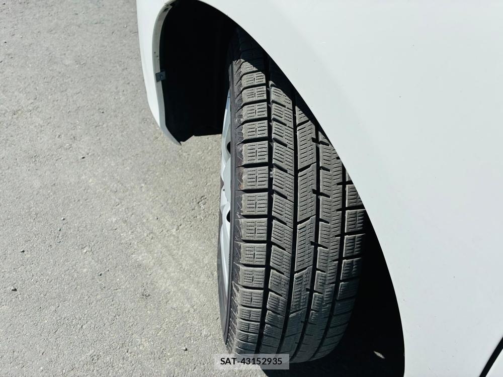 Toyota VITZ 2019-07 8107904-31
