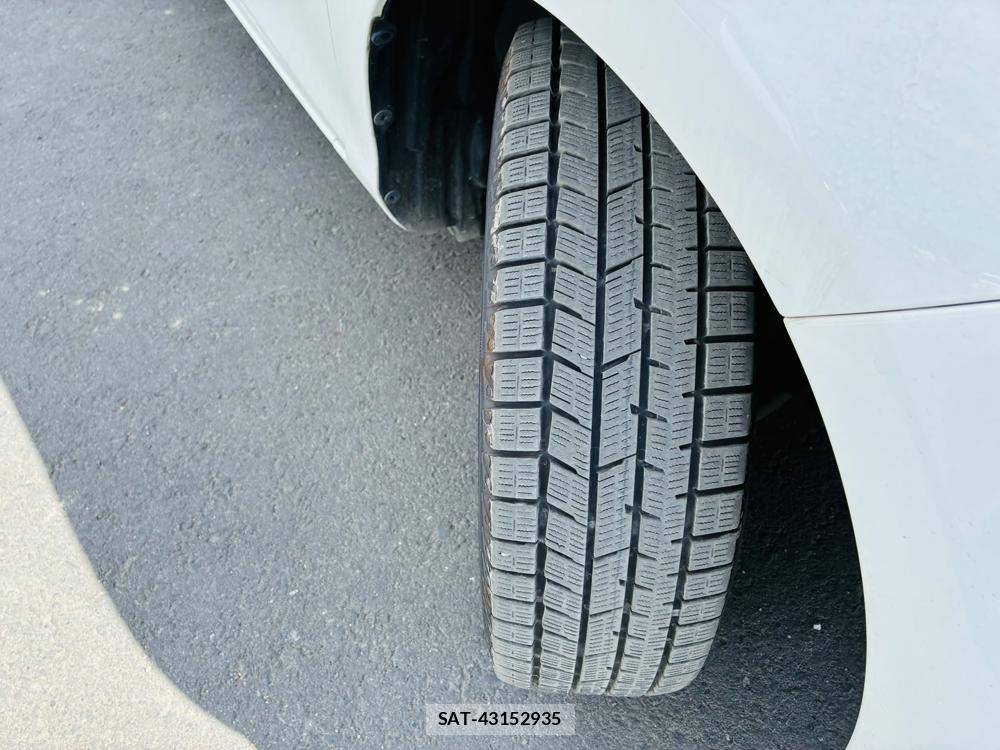 Toyota VITZ 2019-07 8107904-32