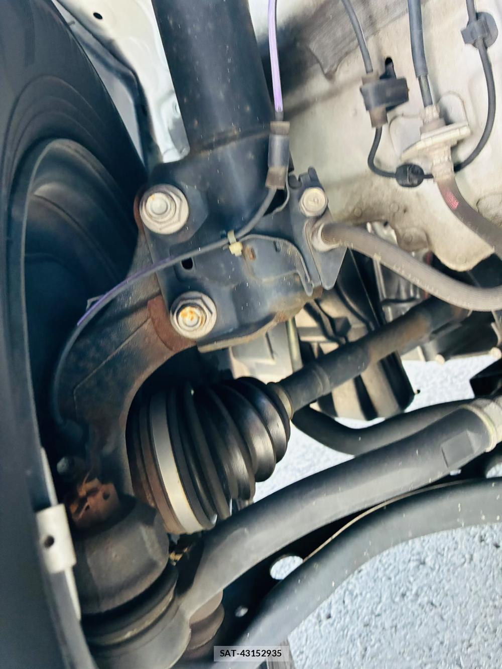 Toyota VITZ 2019-07 8107904-33