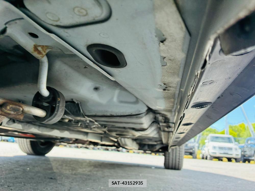 Toyota VITZ 2019-07 8107904-37
