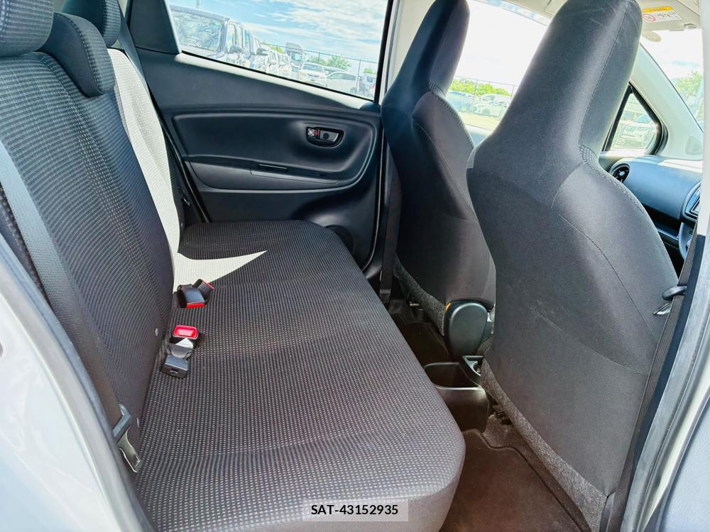 Toyota VITZ 2019-07 8107904-8