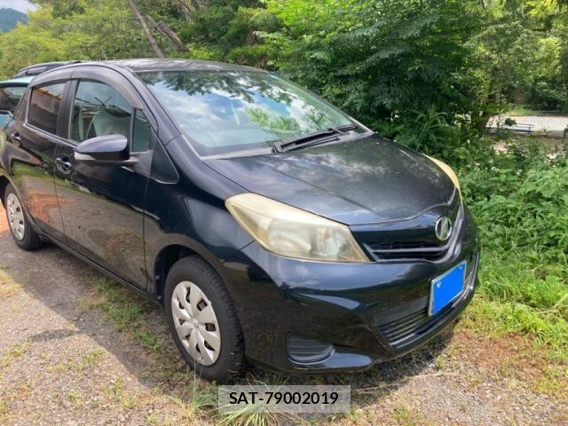 Toyota VITZ 2011-06 8247072-0