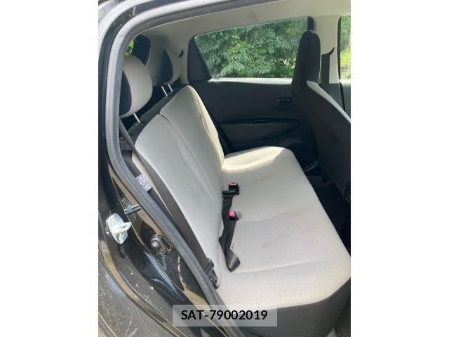 Toyota VITZ 2011-06 8247072-14