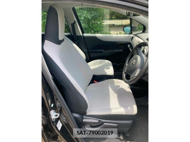 Toyota VITZ 2011-06 8247072-15