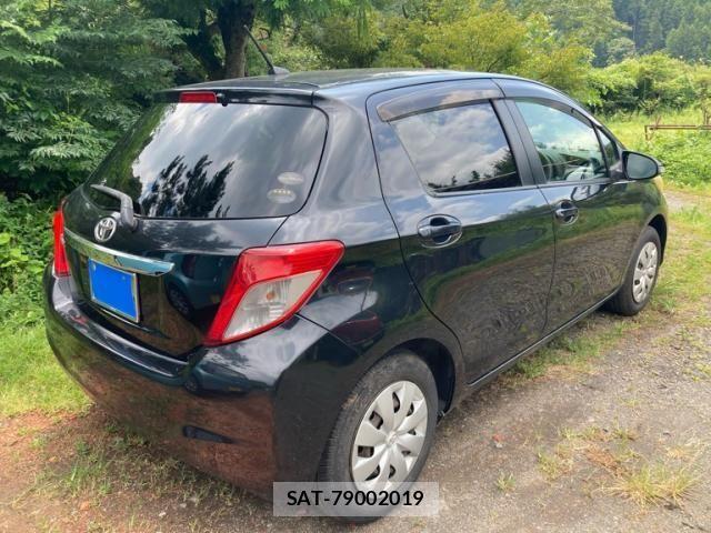 Toyota VITZ 2011-06 8247072-1