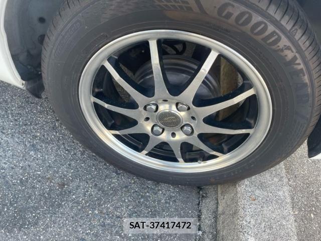 Toyota VITZ 2012-04 8247073-9
