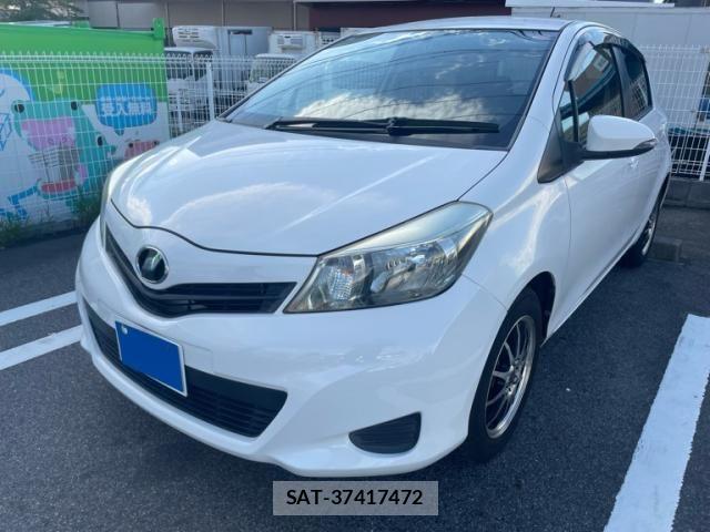Toyota VITZ 2012-04 8247073-1
