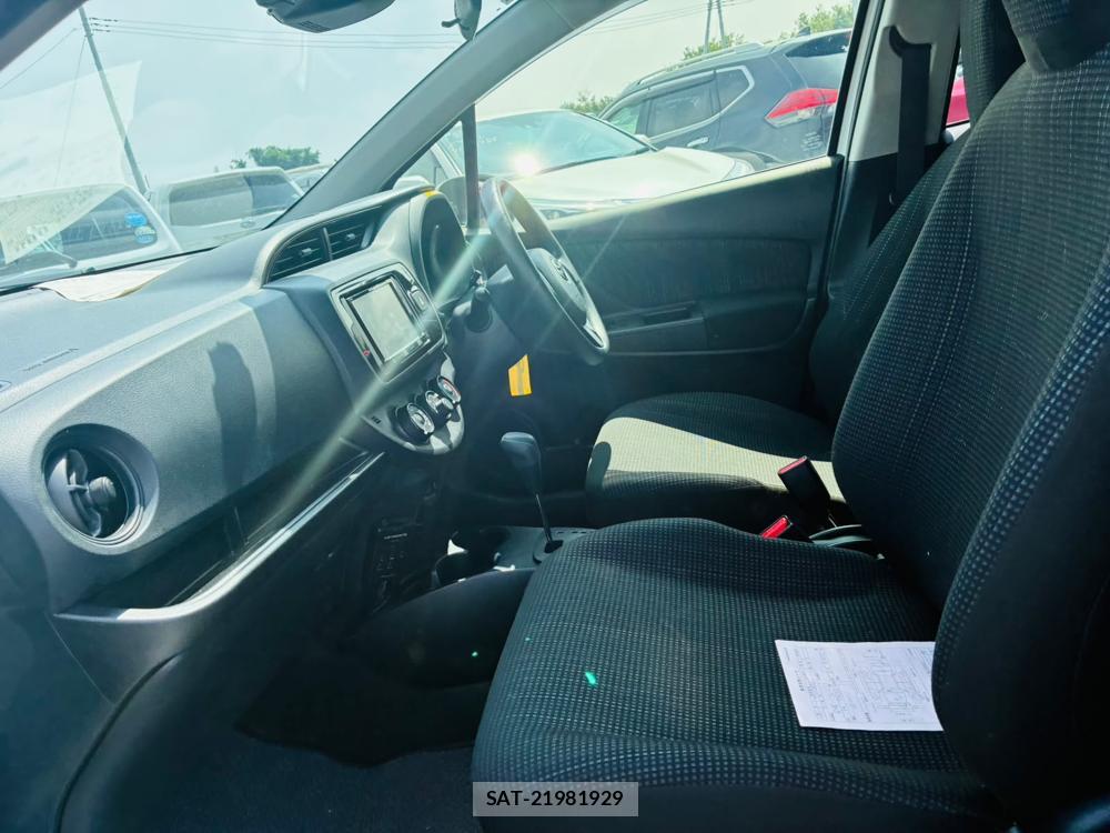 Toyota VITZ 2019-06 8091779-10
