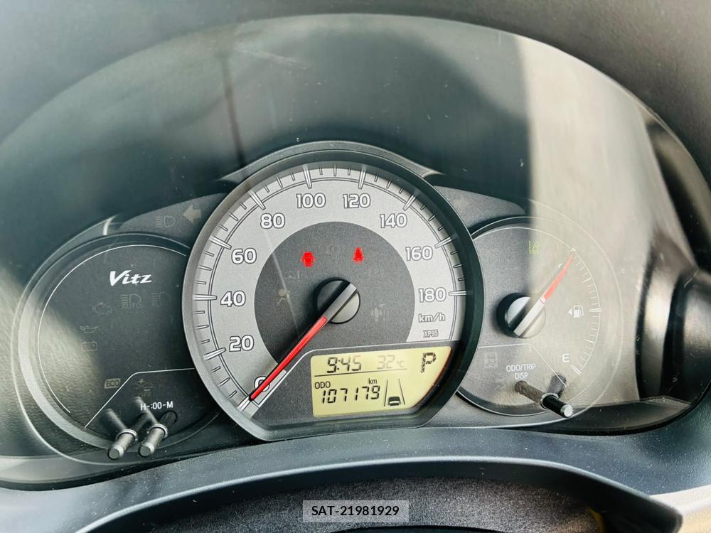 Toyota VITZ 2019-06 8091779-15