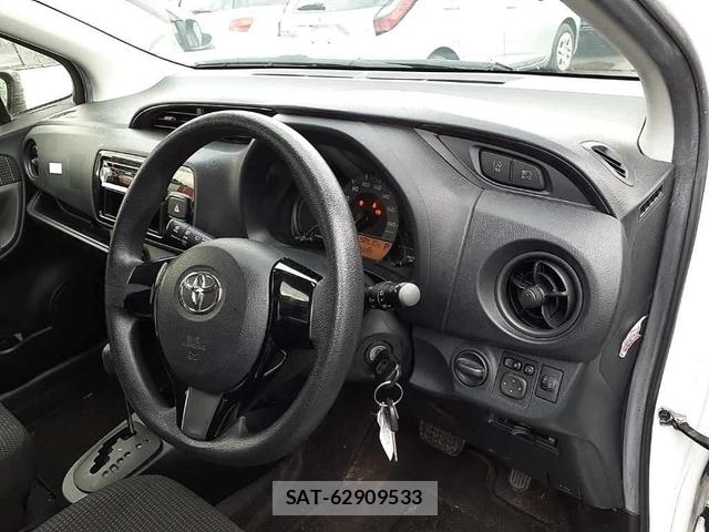 Toyota VITZ 2019-07 8298891-7