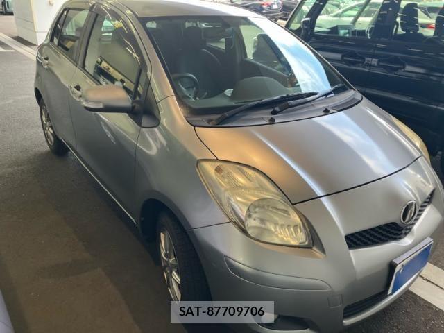 Toyota VITZ 2009-02 8317880-0