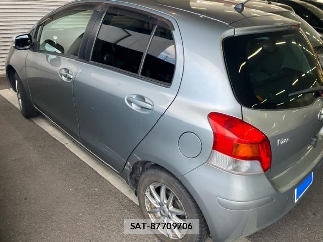 Toyota VITZ 2009-02 8317880-4