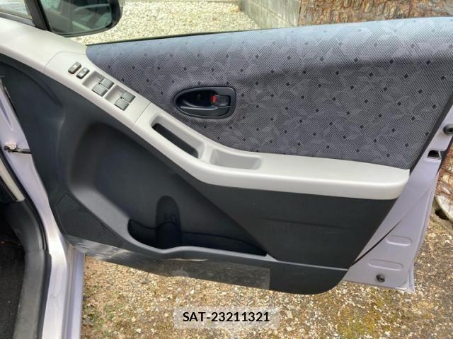 Toyota VITZ 2010-07 8317879-9