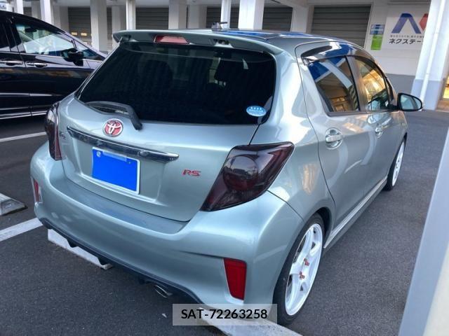 Toyota VITZ 2013-06 8317873-2