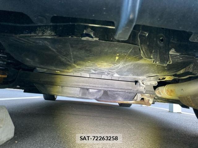 Toyota VITZ 2013-06 8317873-4
