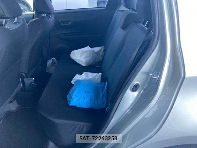 Toyota VITZ 2013-06 8317873-6