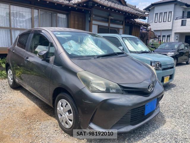 Toyota VITZ 2015-09 8317878-1