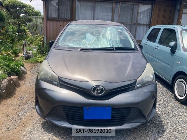 Toyota VITZ 2015-09 8317878-2