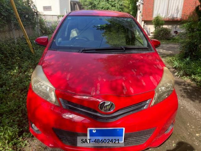 Toyota VITZ 2011-09 8317874-1