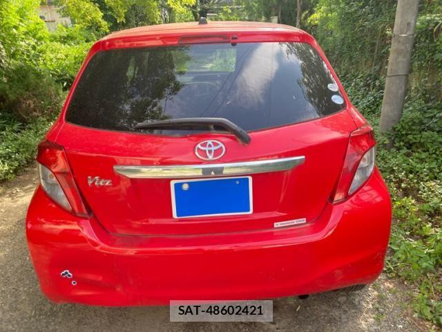 Toyota VITZ 2011-09 8317874-4