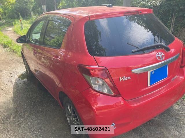 Toyota VITZ 2011-09 8317874-5