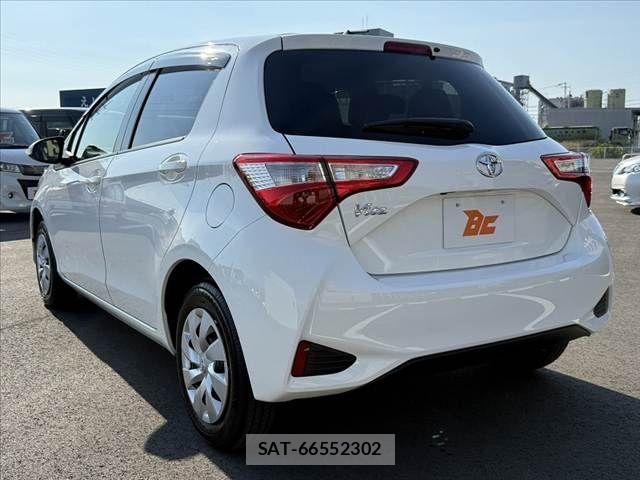 Toyota VITZ 2017-07 8317872-12