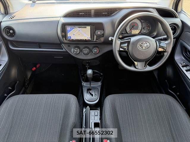 Toyota VITZ 2017-07 8317872-1